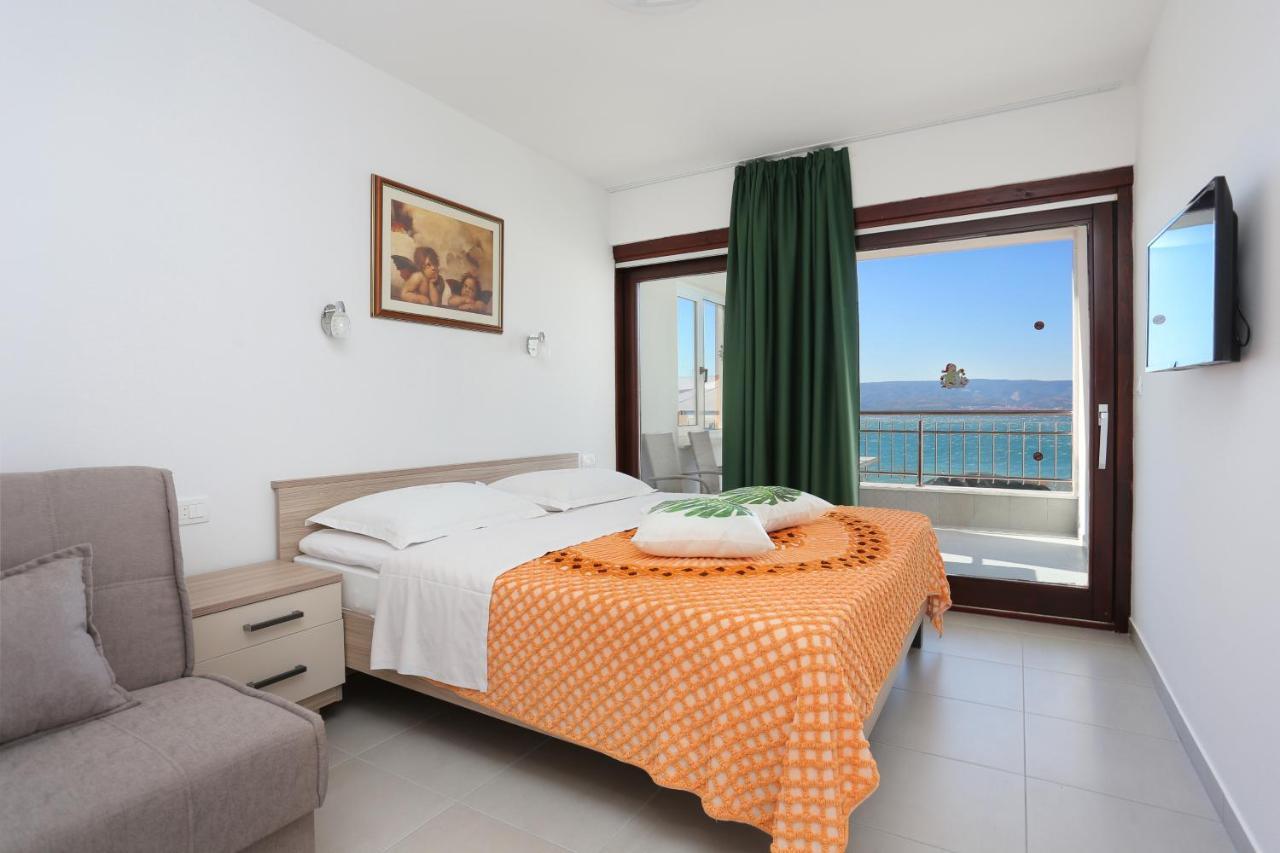 Apartments By The Sea Duce, Omis - 2737 Экстерьер фото