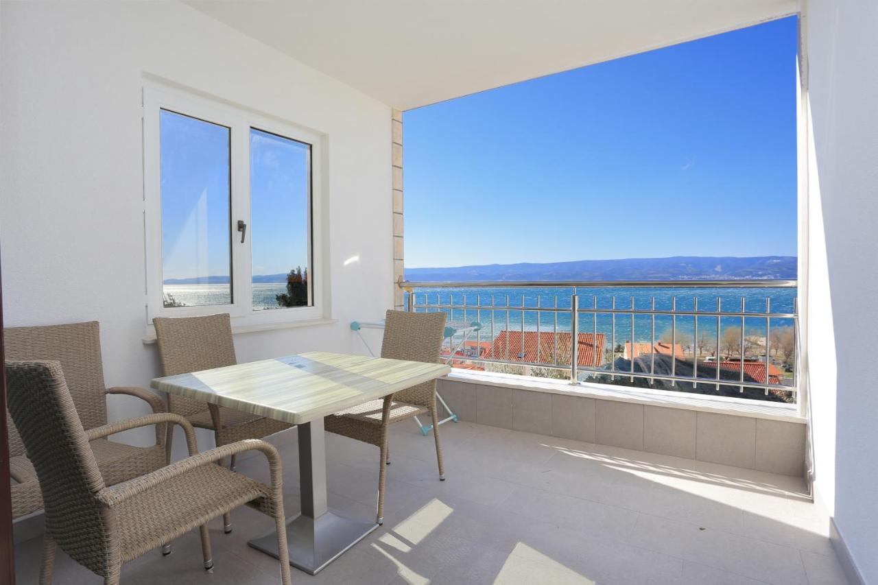 Apartments By The Sea Duce, Omis - 2737 Экстерьер фото